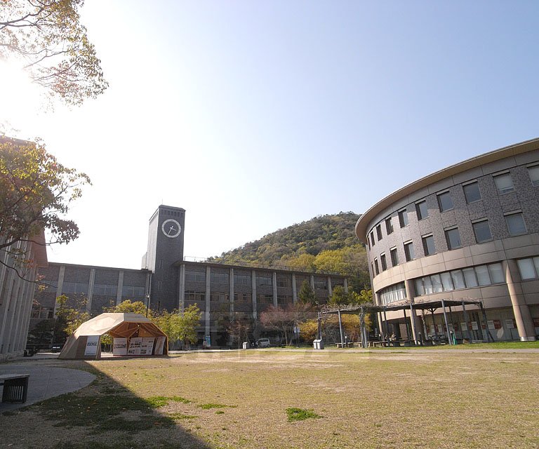 大学・短大　立命館大学（衣笠）（大学・短大）まで2217m