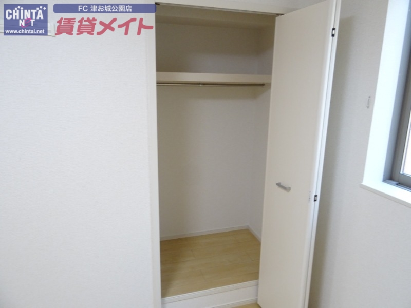収納　同型タイプ画像