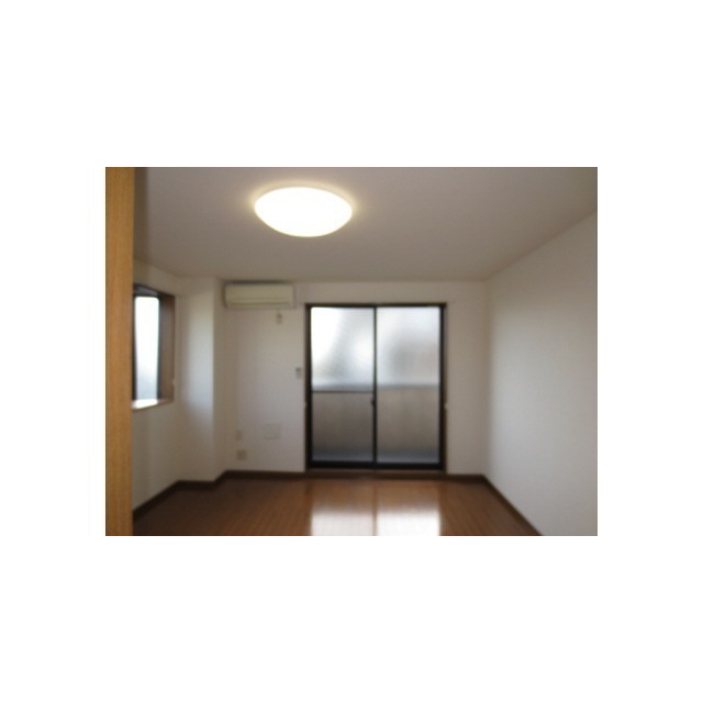 居室・リビング　フローリングのお部屋です。