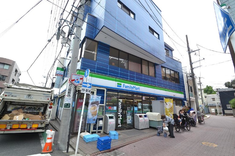 コンビニ　ファミリーマート 岸谷店（コンビニ）まで165m