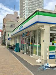 コンビニ　ファミリーマート 入谷二丁目店（コンビニ）まで156m