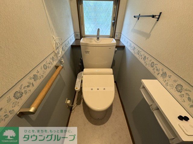 トイレ　トイレ