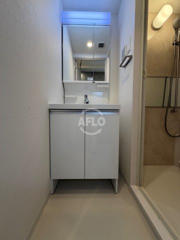 洗面設備　Alivis浪速東SoL TERRACE　洗面所