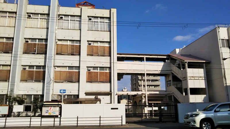 小学校　大阪市立豊崎本庄小学校（小学校）まで522m