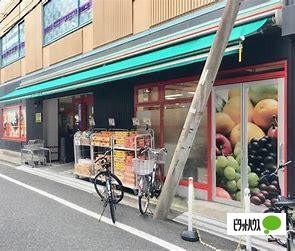 コンビニ　ローソン本郷一丁目店（コンビニ）まで145m