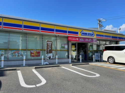 コンビニ　ミニストップ 名古屋稲上町店（コンビニ）まで334m