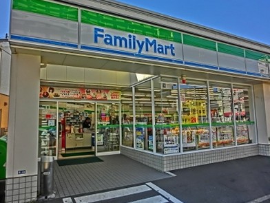 コンビニ　ファミリーマート 永田東一丁目店（コンビニ）まで412m