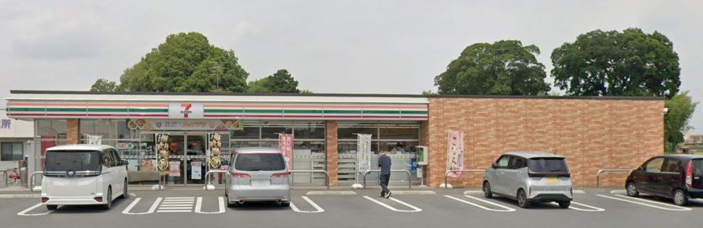 コンビニ　セブンイレブン藤岡町藤岡店（コンビニ）まで930m