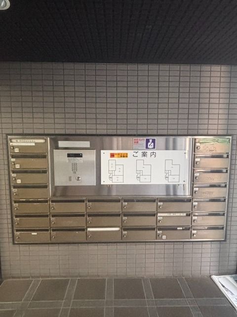 その他共有部分　ゆとりのあるロビーです