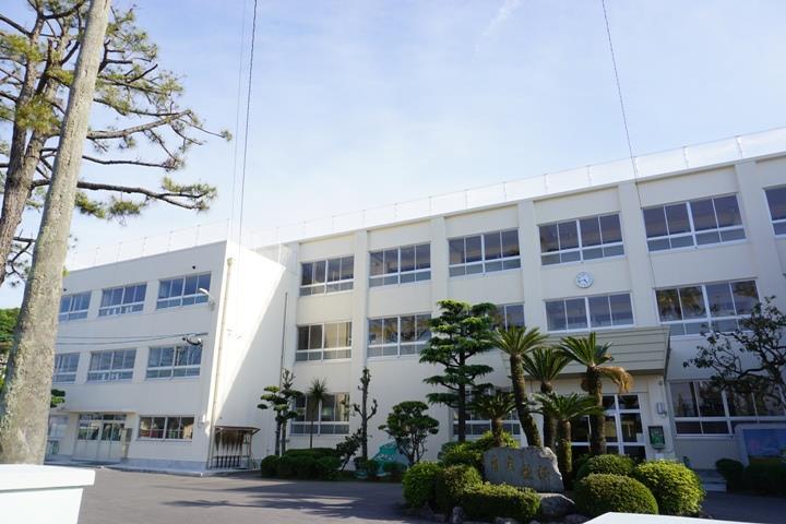 中学校　小野中学校（中学校）まで850m
