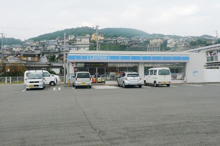 コンビニ　ローソン諫早小野店（コンビニ）まで550m