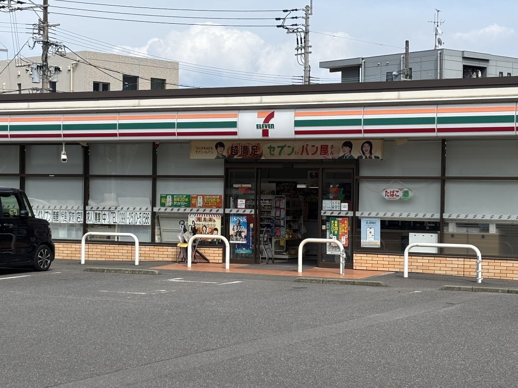 コンビニ　セブンイレブン 南鹿児島駅前店（コンビニ）まで301m