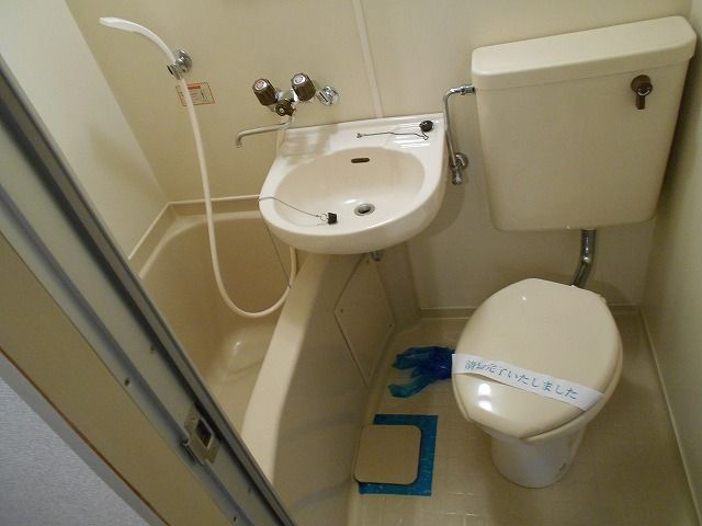 バス・シャワールーム
