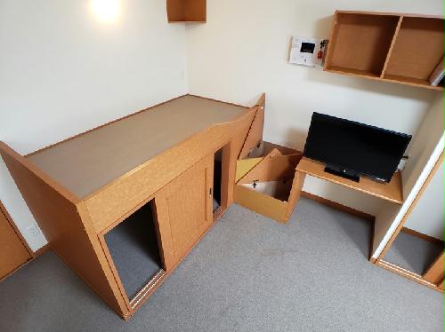 その他設備　備付ベット完備　大型収納付き
