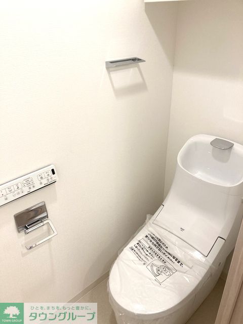トイレ　※写真は同タイプ住戸です。