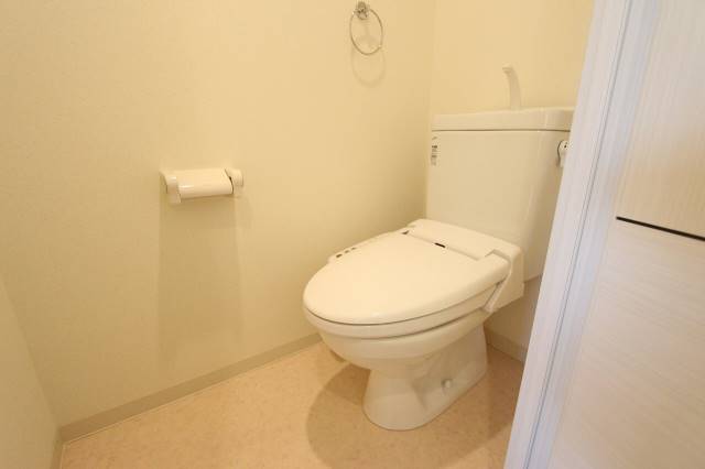 トイレ　個室トイレです
