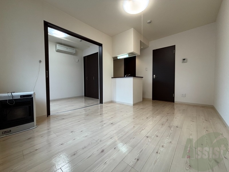 居室・リビング　広くてキレイなお部屋が広がっていて、充実した生活が送れそう。