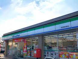 コンビニ　ファミリーマート 草津南笠東店（コンビニ）まで609m