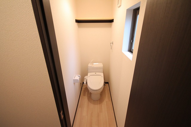 トイレ　コンパクトで使いやすいトイレです