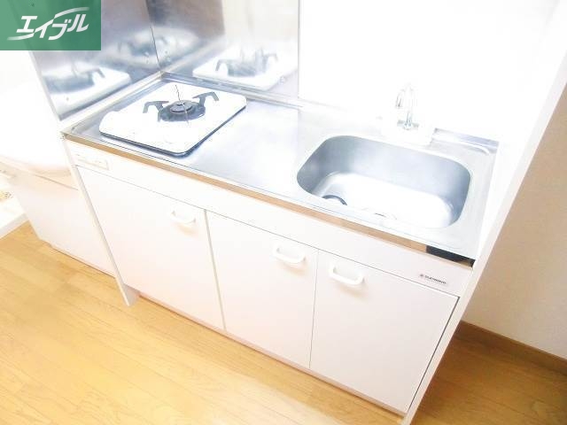 キッチン　別のお部屋の写真です。実際とは異なります。