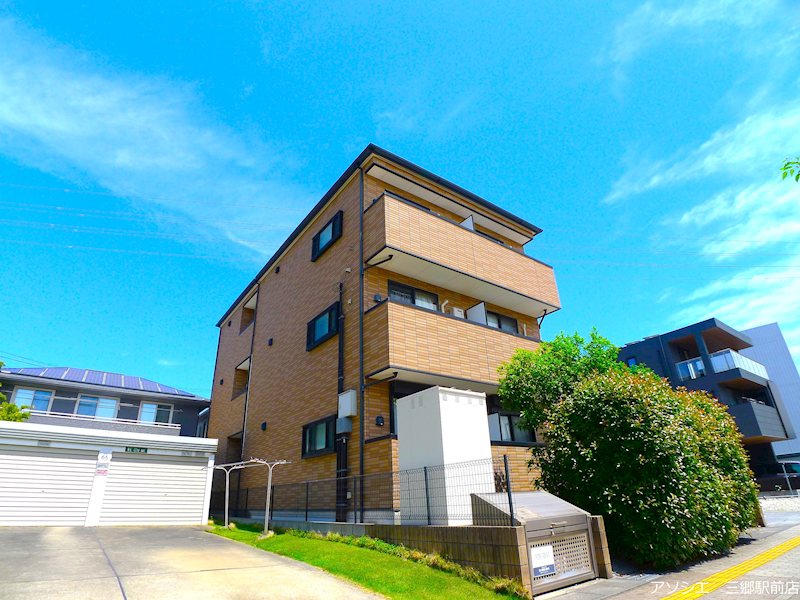 建物外観　シャモニーのご紹介は住まいの窓口アソシエにお任せください。