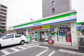 コンビニ　ファミリーマート小倉砂津店（コンビニ）まで38m