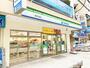 コンビニ　ファミリーマート（コンビニ）まで296m