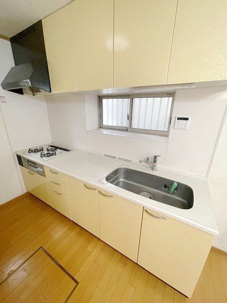 キッチン　家具家電備品撤去します
