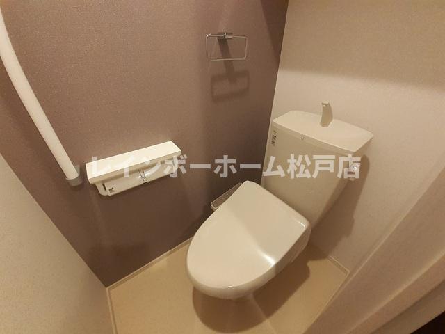 トイレ　シンプルで使いやすいトイレです