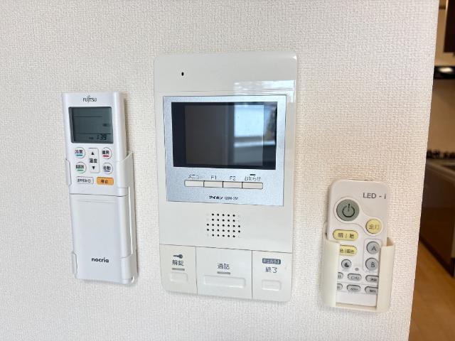 セキュリティ　カメラ付インターホン
