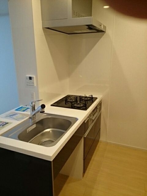 キッチン　メゾン・レジュイット　板橋区赤塚新町１