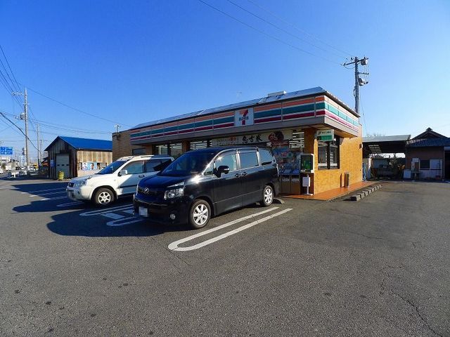 コンビニ　セブンイレブン群馬明和店（コンビニ）まで1000m