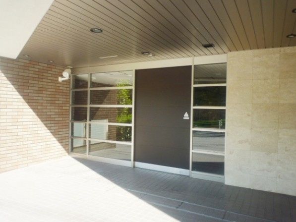 エントランス　☆きれいなエントランス☆