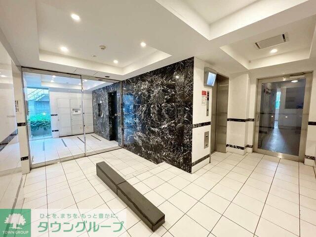 ロビー　エントランス