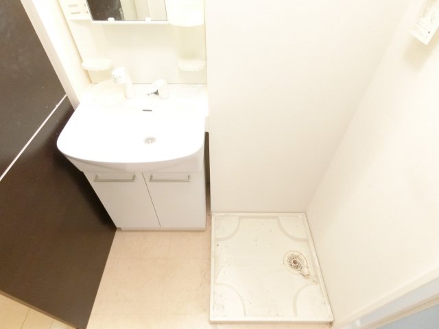 洗面設備　同物件別部屋イメージ写真