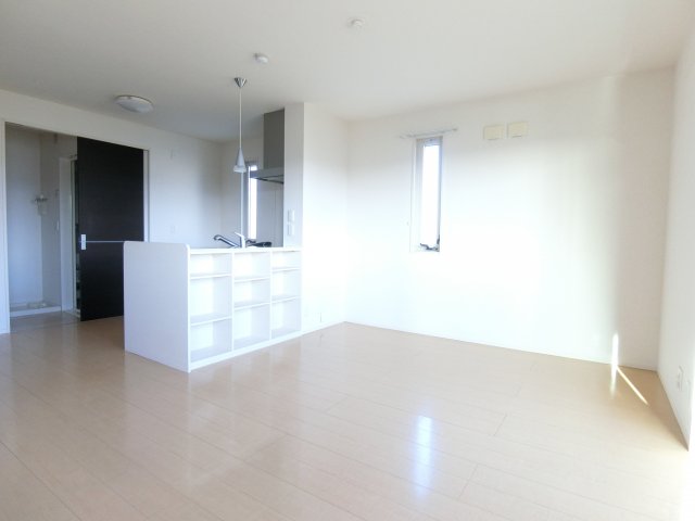 居室・リビング　同物件別部屋イメージ写真