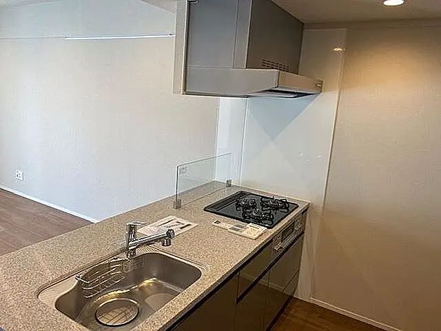 キッチン　写真は同タイプ住居です。