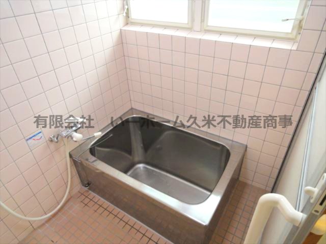 山下宅二戸一建の風呂写真