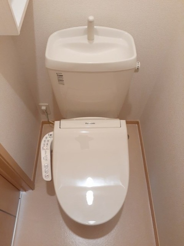 トイレ　図面と現状に相違がある場合には現状を優先