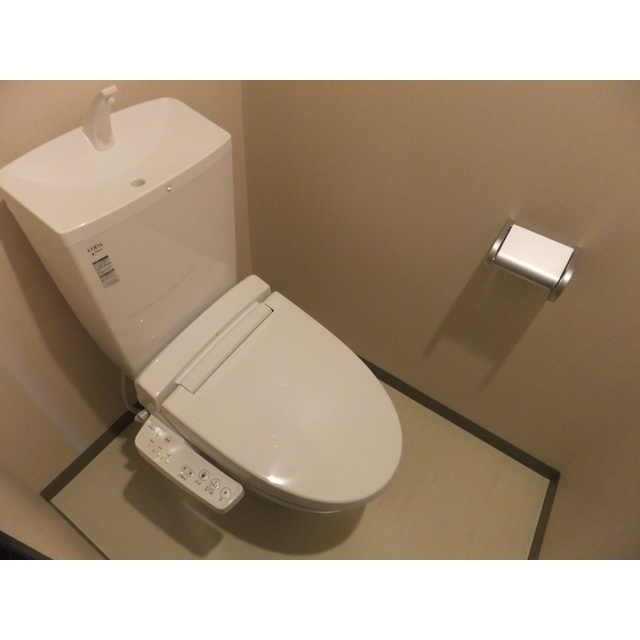 ドルチェヴィータ自由が丘のトイレ写真