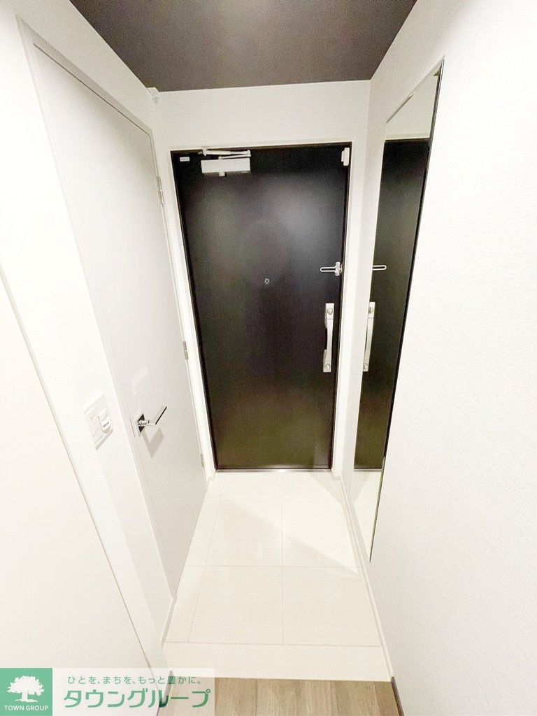 コンフォリア東上野の玄関写真