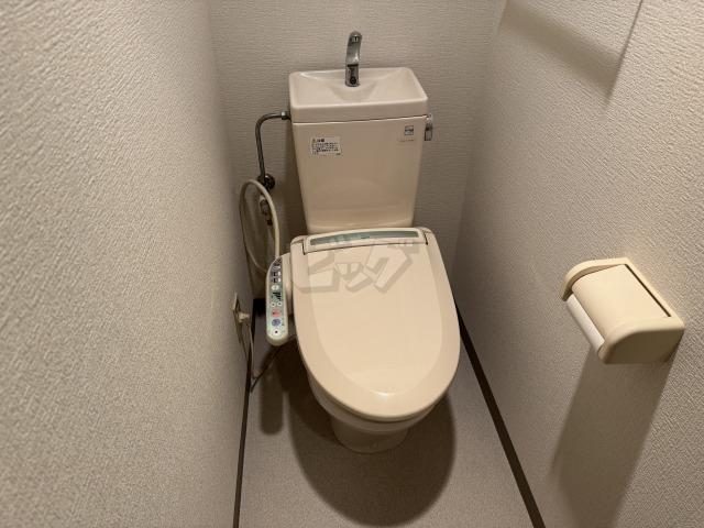 地下鉄東豊線 元町駅 徒歩14分 3階建 築24年のトイレ写真