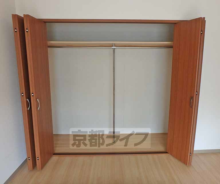 収納　壁一面収納です