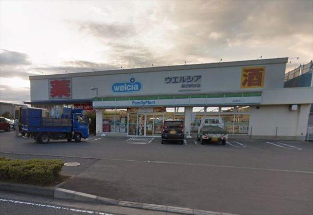 コンビニ　ファミリーマート（コンビニ）まで578m