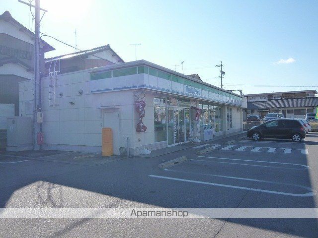 コンビニ　ファミリーマート　岡崎羽根西新町店（コンビニ）まで892m