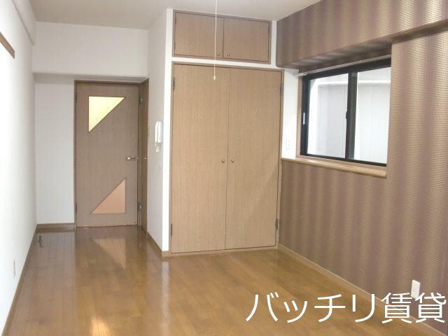 居室・リビング　別号室イメージの為、現状を優先致します。