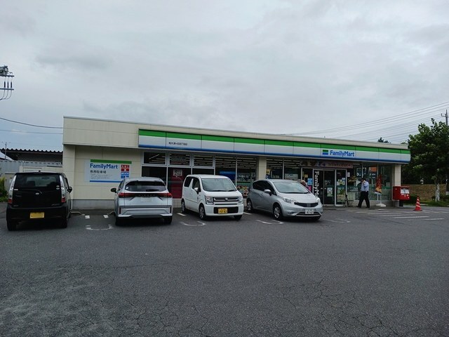 その他　ファミリーマート（その他）まで1121m