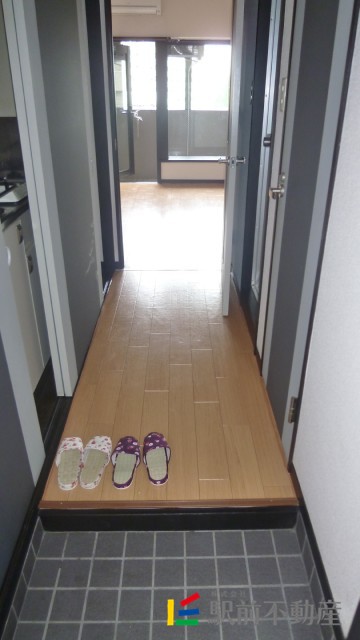 玄関　同タイプ別部屋（反転）