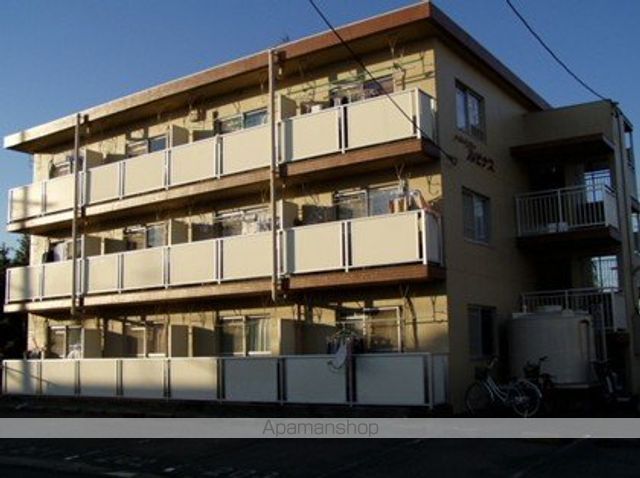 ＪＲ東海道本線 浜松駅 バス乗車時間：20分 最寄りバス停で下車 徒歩3分 築40年