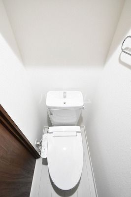 ドエル三ノ輪のトイレ写真